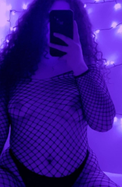 CurvyCurly888