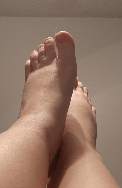 OnlyFeet