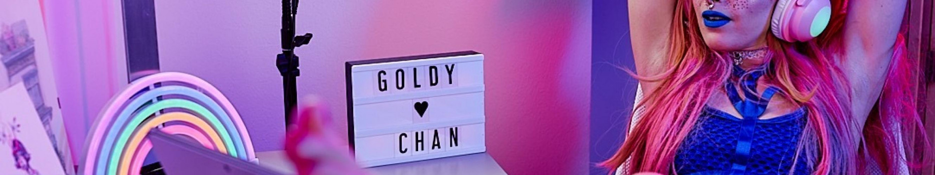 Background Goldy Chan