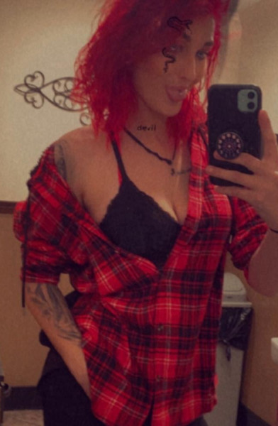 ThelovelyJADE