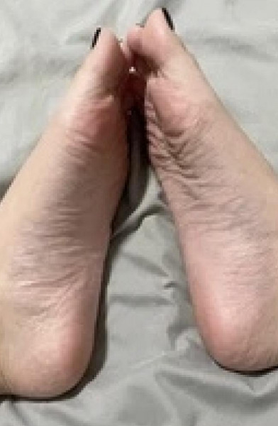 FeetBae13