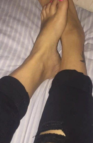 Toe_Bunnii
