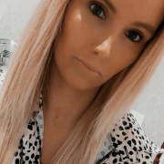 Stephanie M Stephanie M