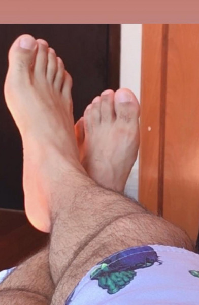 Feet of Cesar