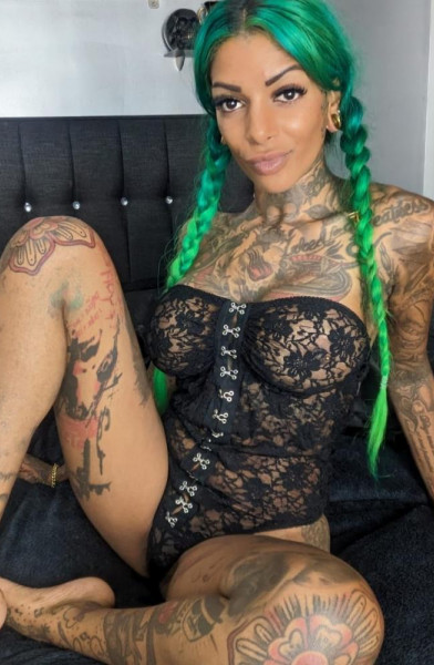 Tattooed Emerald 💚💚💚