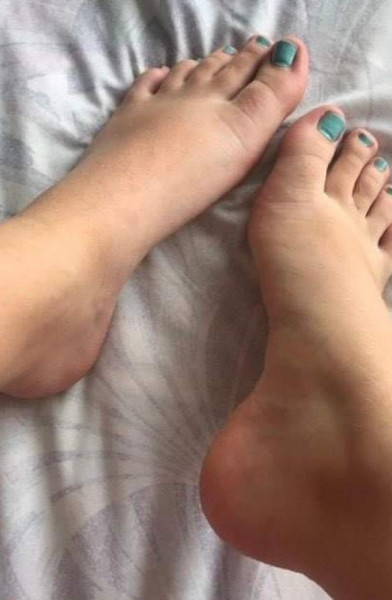 Feet pictures