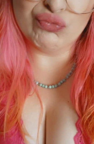 Kitties &amp; Titties 💕🐈‍⬛