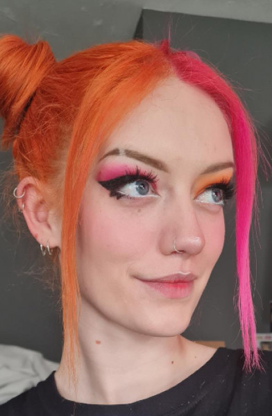 PINKIE ♀️👅👄