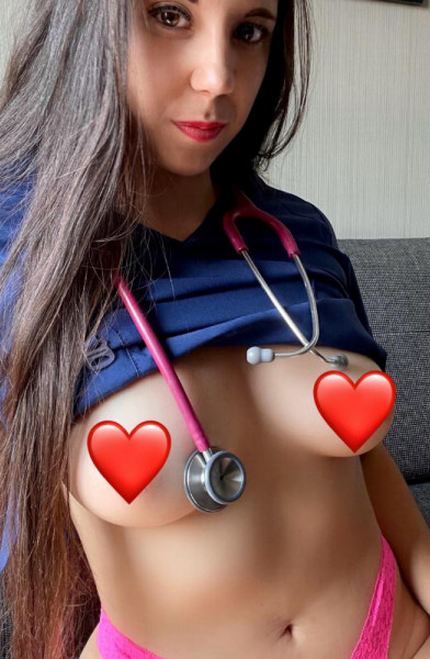 Your Sexy Little Med Student 👩🏻‍⚕️