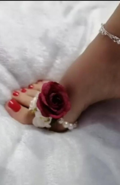 Dilara Princess Feet