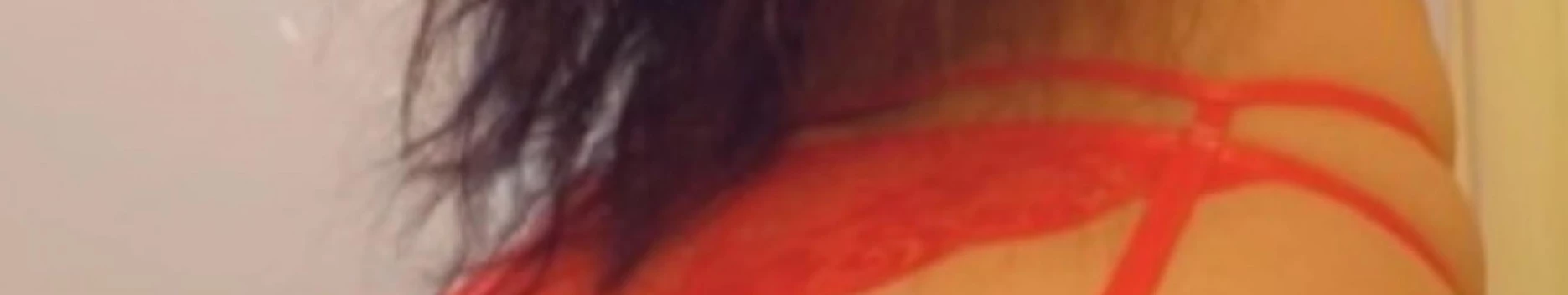 Background Monique Background Monique