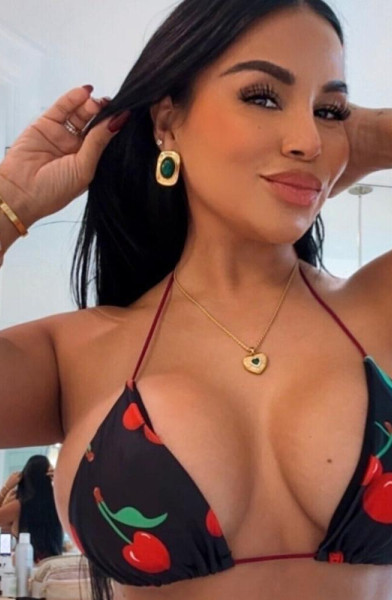 ✨Dolly Castro✨