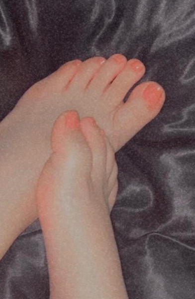 Nude Feet Always