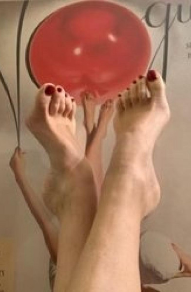 Enticing_Soles_313