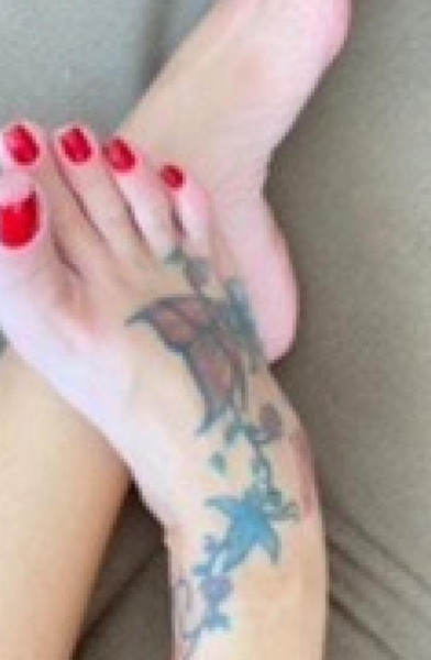 Ada toes