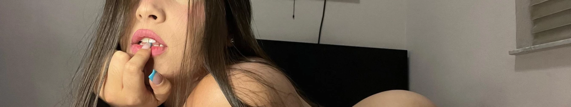Background Ariana Background Ariana