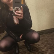 NixxLynn NixxLynn