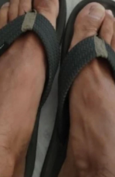 Italian man's feet