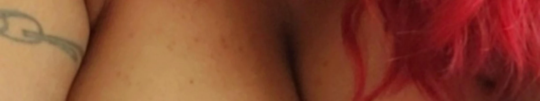 Background Mz. SexyCinn Background Mz. SexyCinn