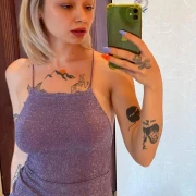 alien girl alien girl