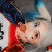 Harley Quinn Queen