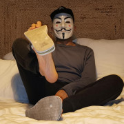 guyfeetfeetguy