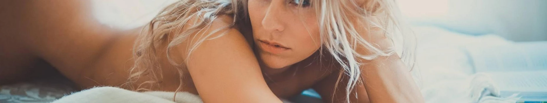 Background Linda Background Linda