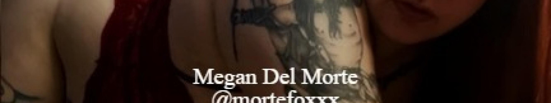 Background Megan Del Morte