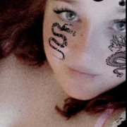 Chubby gamer girl Chubby gamer girl