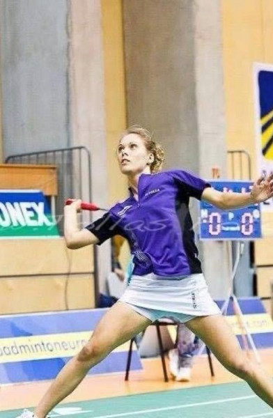 Miss nurse, professionel badmintonplayer