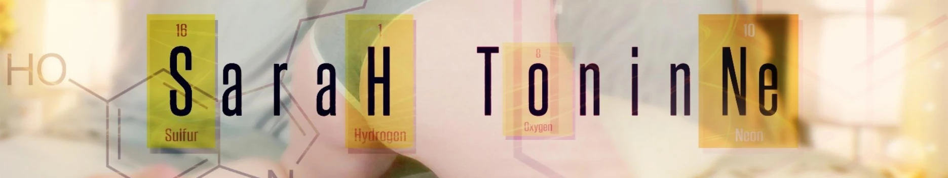 Background Sarah Toninne Background Sarah Toninne