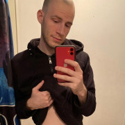 Skinnygayboyguy