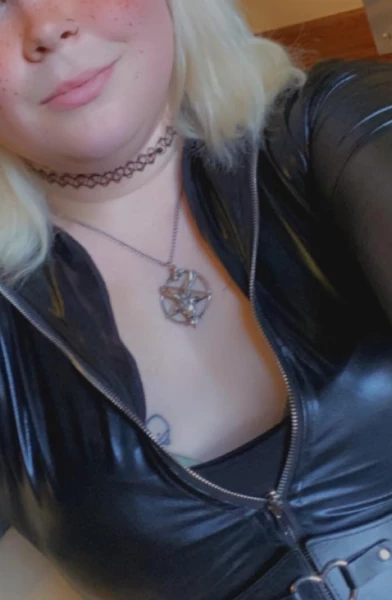 SweetWitch323