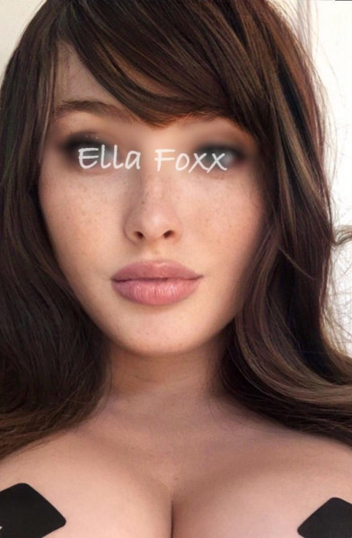 Ella Foxx 🦊