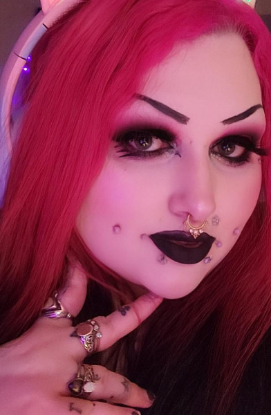 ⸸🖤 Big Titty Goth GF 🖤⸸