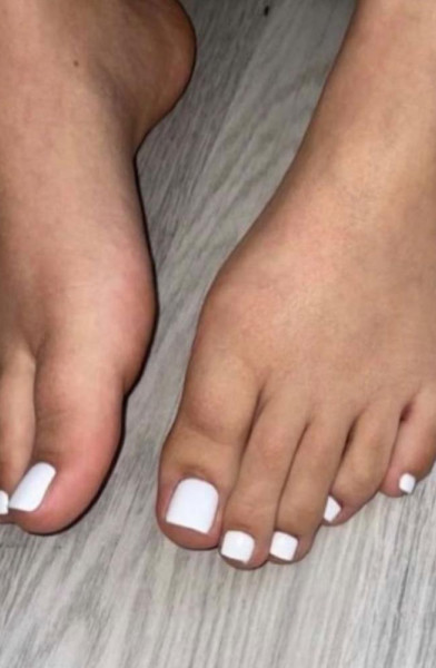 Sofiafeetx