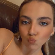 AnnieBony AnnieBony