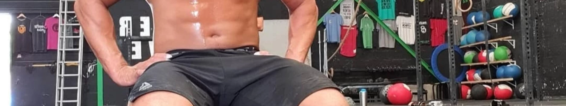Background Mehdi tous est rien Background Mehdi tous est rien