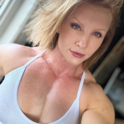 Scarlett Scarlett