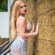 Nela Arias Nela Arias