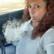 Wiscogirl Smokes