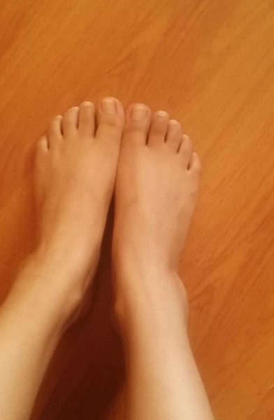 Antonella Feet