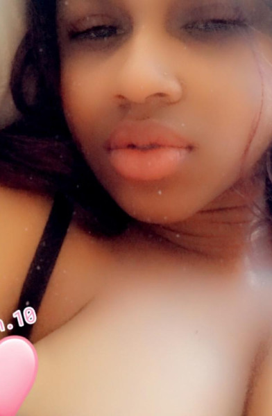 Queen_Shay697