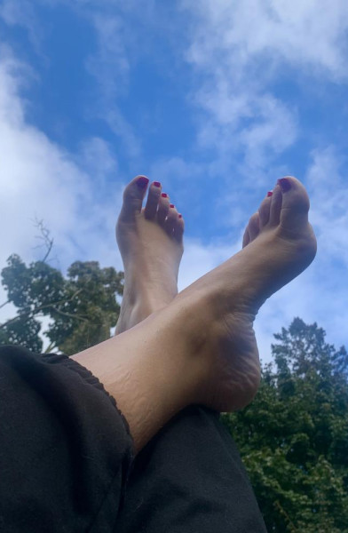 Goddess Toes