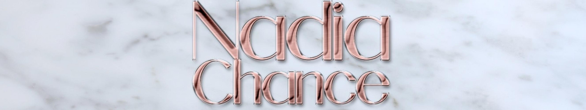 Background Nadia Chance VIP